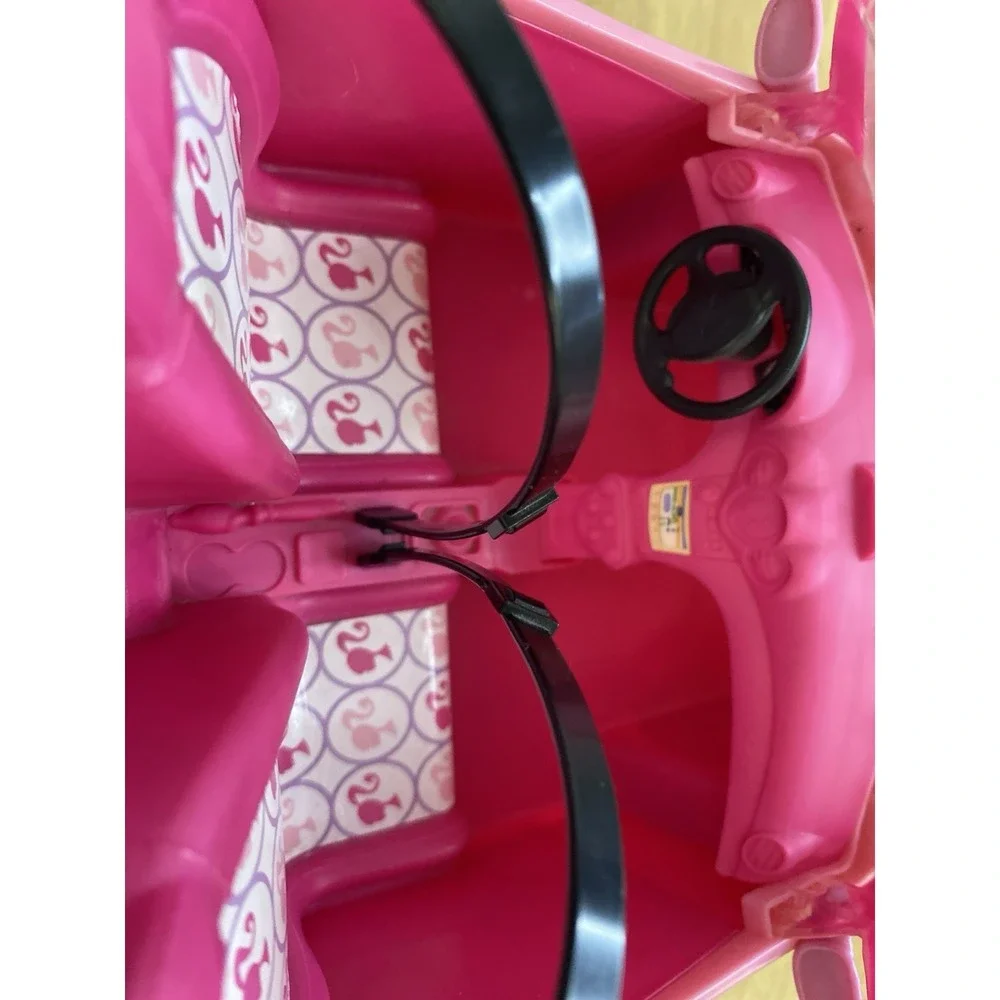 2010 MATTEL BARBIE GLAM PINK CONVERTIBLE‎ SPORTS CAR 2 SEATER FITS BARBIE DOLL